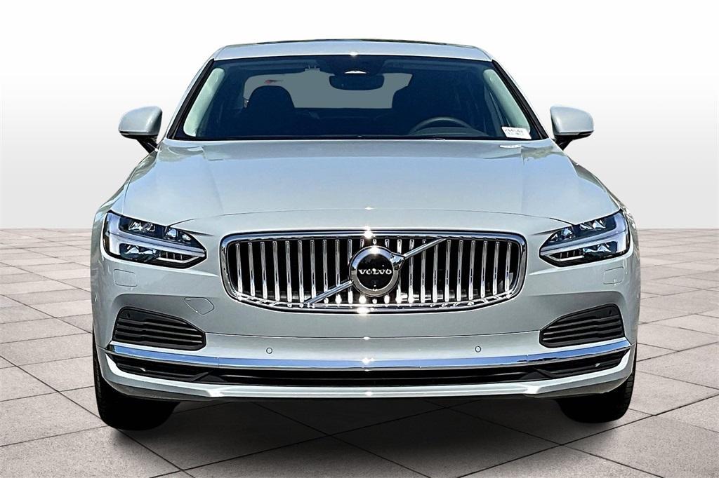 new 2024 Volvo S90 Recharge Plug-In Hybrid car, priced at $71,127