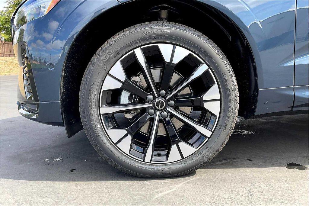 new 2026 Volvo XC60 car, priced at $57,985