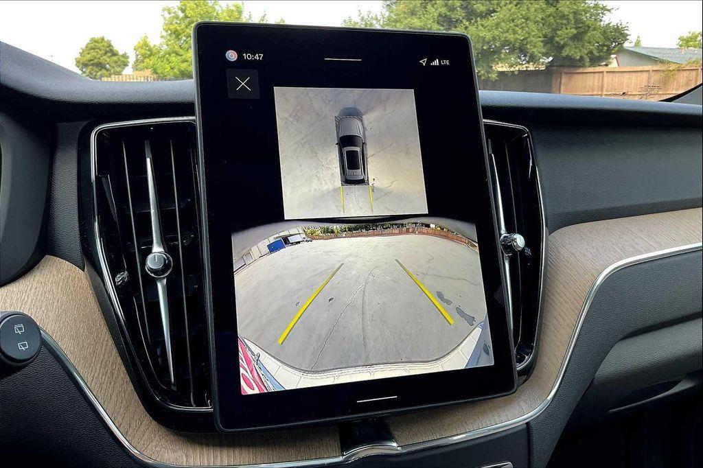 new 2026 Volvo XC60 car, priced at $57,985