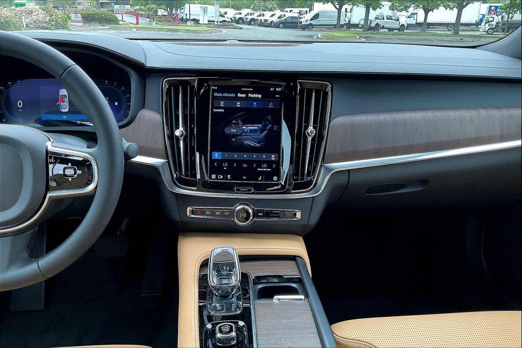 new 2025 Volvo S90 car, priced at $65,735