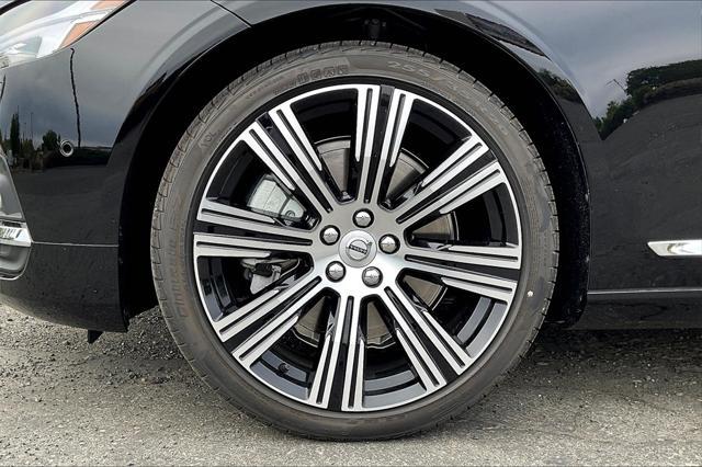 new 2025 Volvo S90 car, priced at $65,735