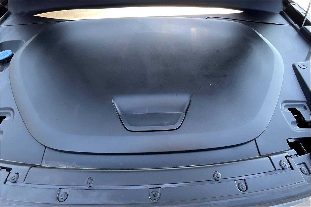 used 2023 Volvo C40 Recharge Pure Electric car, priced at $26,546