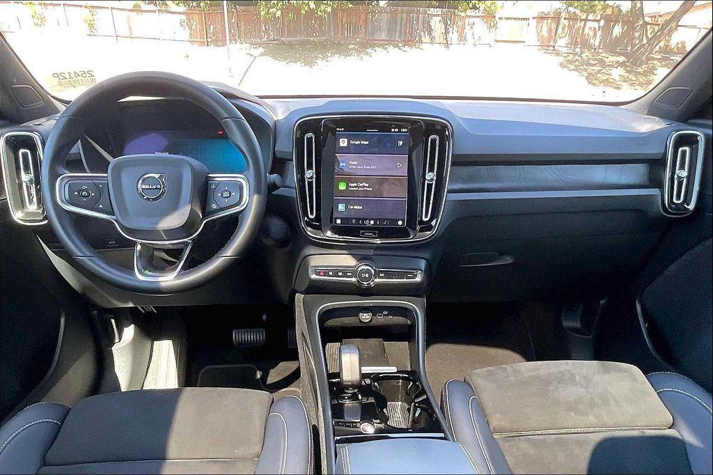 used 2023 Volvo C40 Recharge Pure Electric car, priced at $26,546