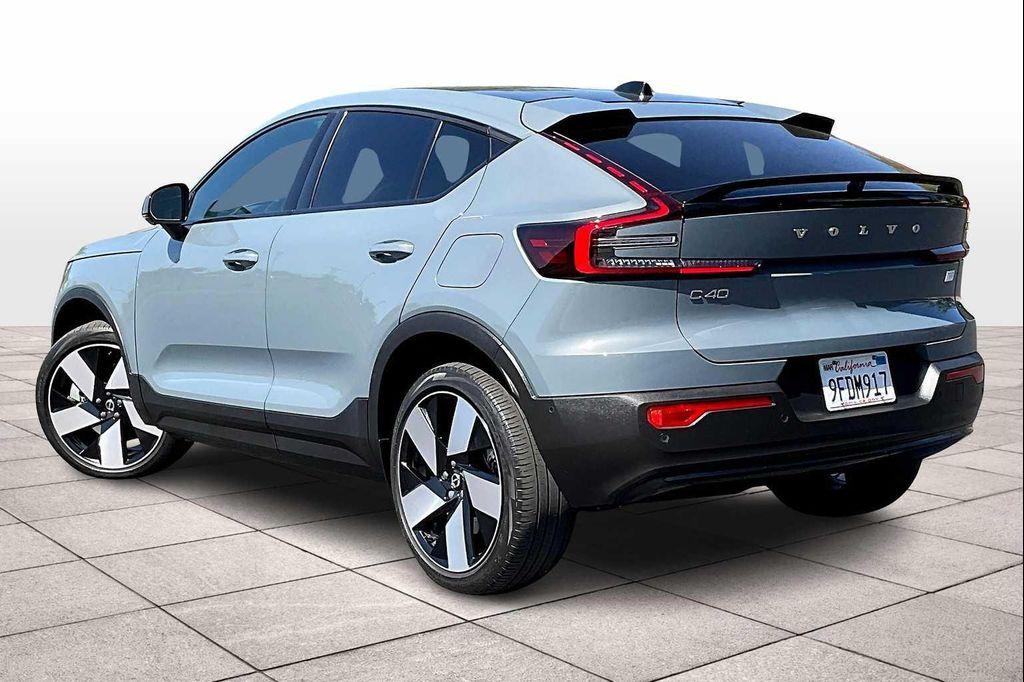 used 2023 Volvo C40 Recharge Pure Electric car, priced at $26,546