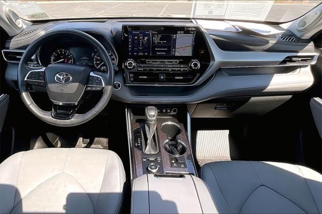 used 2021 Toyota Highlander car, priced at $37,995