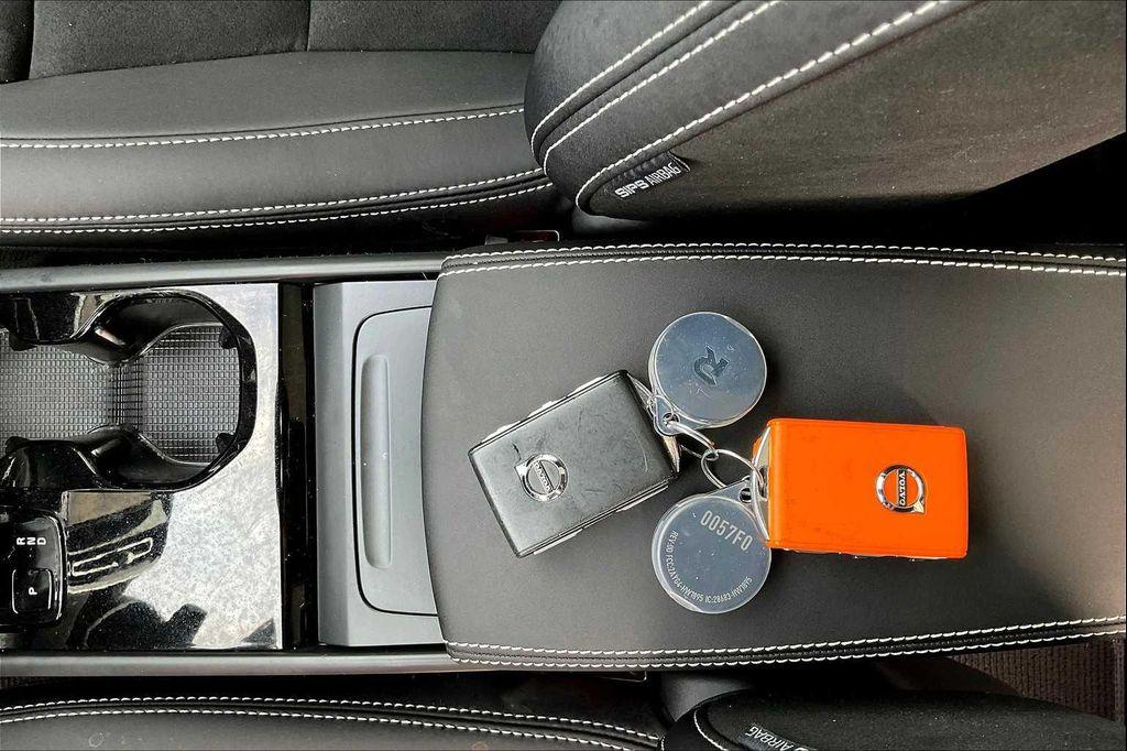 used 2023 Volvo C40 Recharge Pure Electric car, priced at $30,271