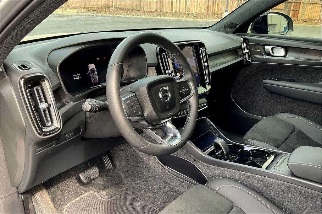 used 2023 Volvo C40 Recharge Pure Electric car, priced at $30,271