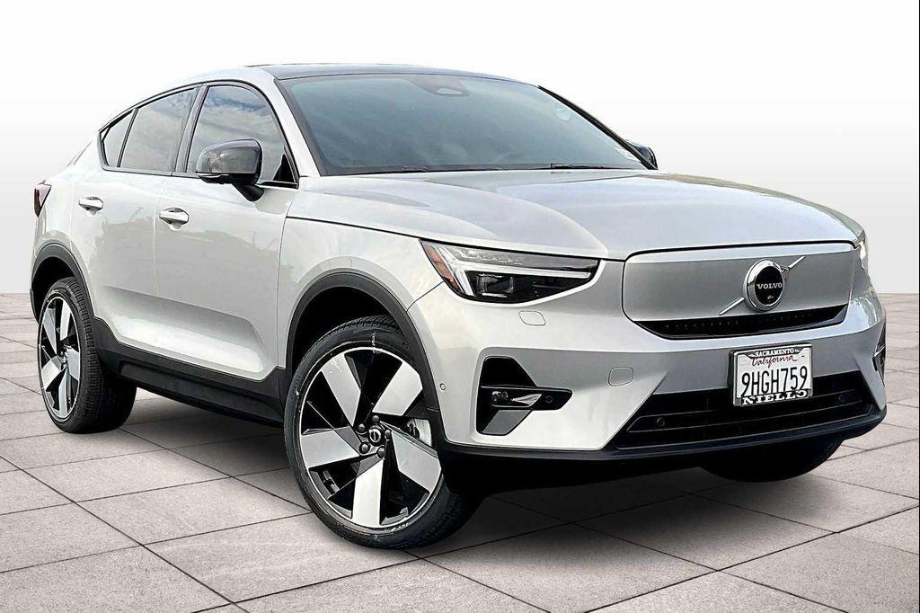 used 2023 Volvo C40 Recharge Pure Electric car, priced at $30,271