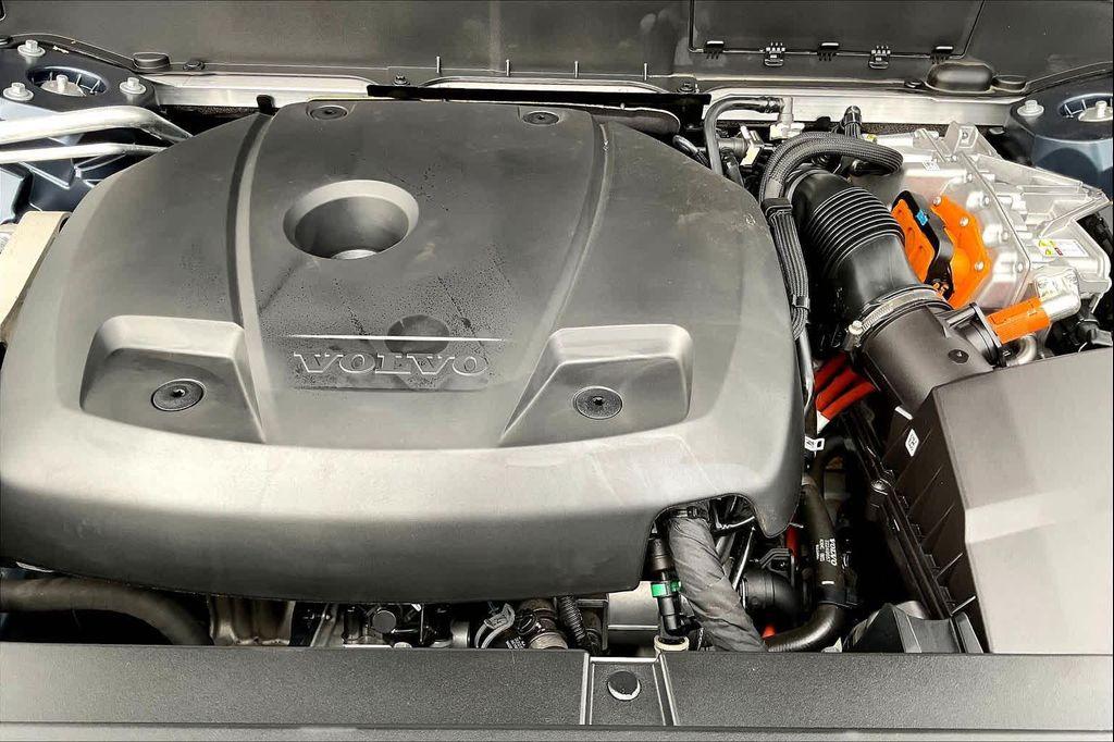 used 2024 Volvo XC90 Recharge Plug-In Hybrid car, priced at $57,880