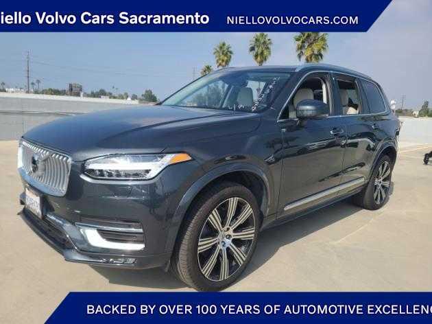 used 2022 Volvo XC90 car, priced at $43,312