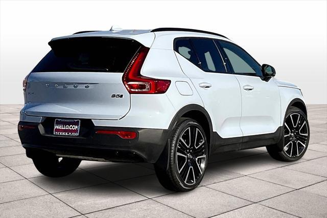 new 2025 Volvo XC40 car, priced at $56,075