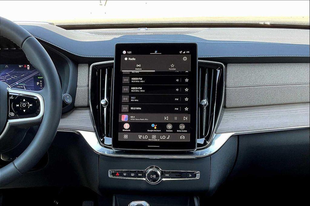 new 2026 Volvo XC90 Plug-In Hybrid car, priced at $87,580
