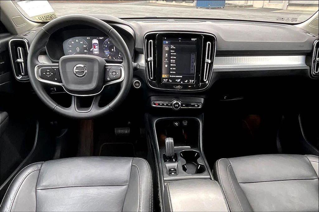used 2021 Volvo XC40 car, priced at $23,820