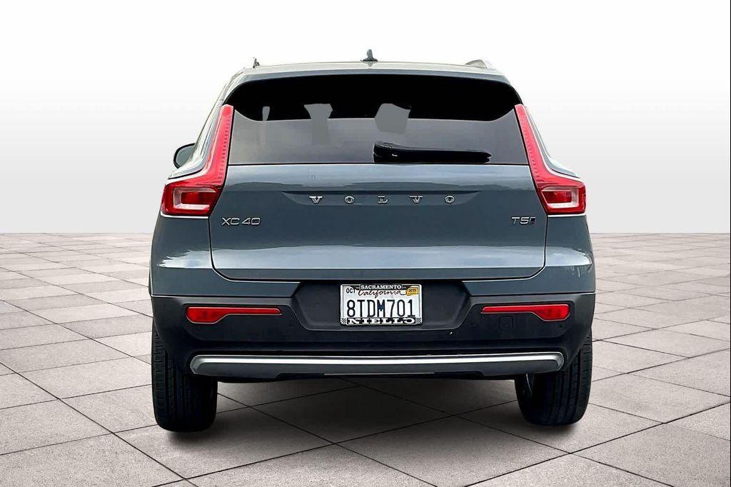 used 2021 Volvo XC40 car, priced at $23,820