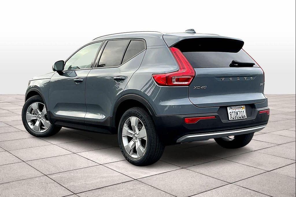 used 2021 Volvo XC40 car, priced at $23,820