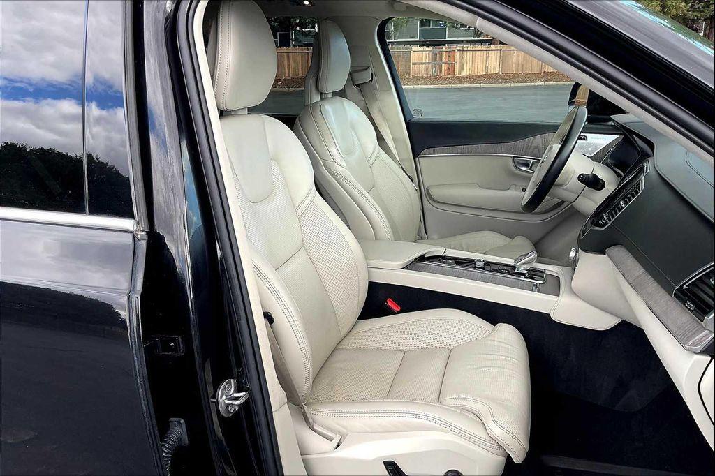 used 2022 Volvo XC90 Recharge Plug-In Hybrid car, priced at $48,880
