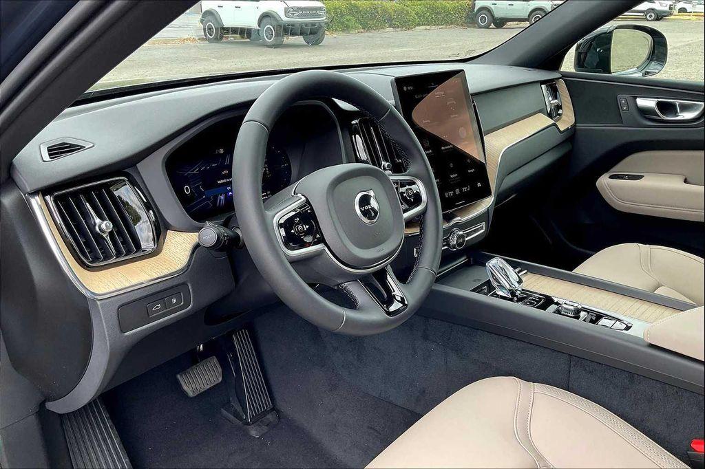 new 2026 Volvo XC60 Plug-In Hybrid car, priced at $69,285
