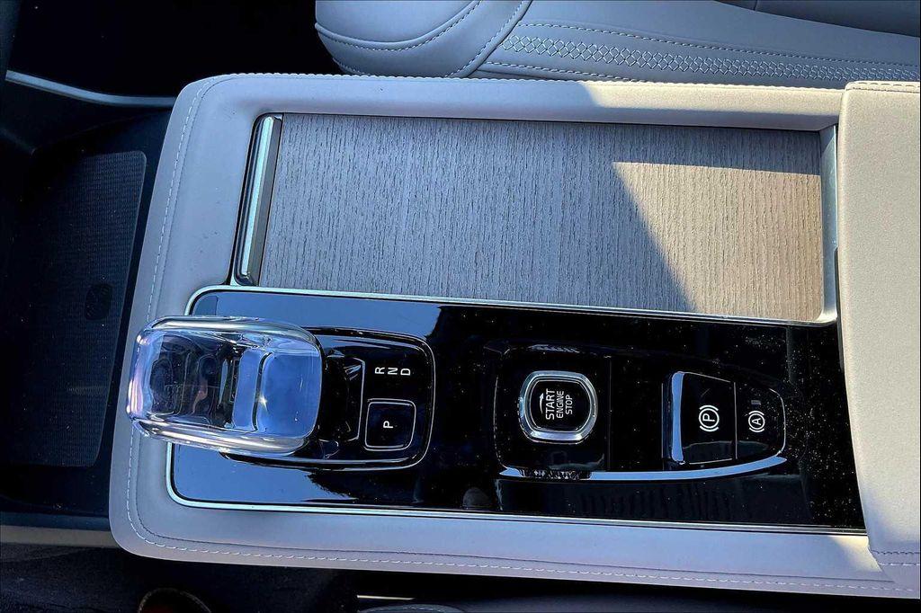 new 2026 Volvo XC90 Plug-In Hybrid car, priced at $81,875