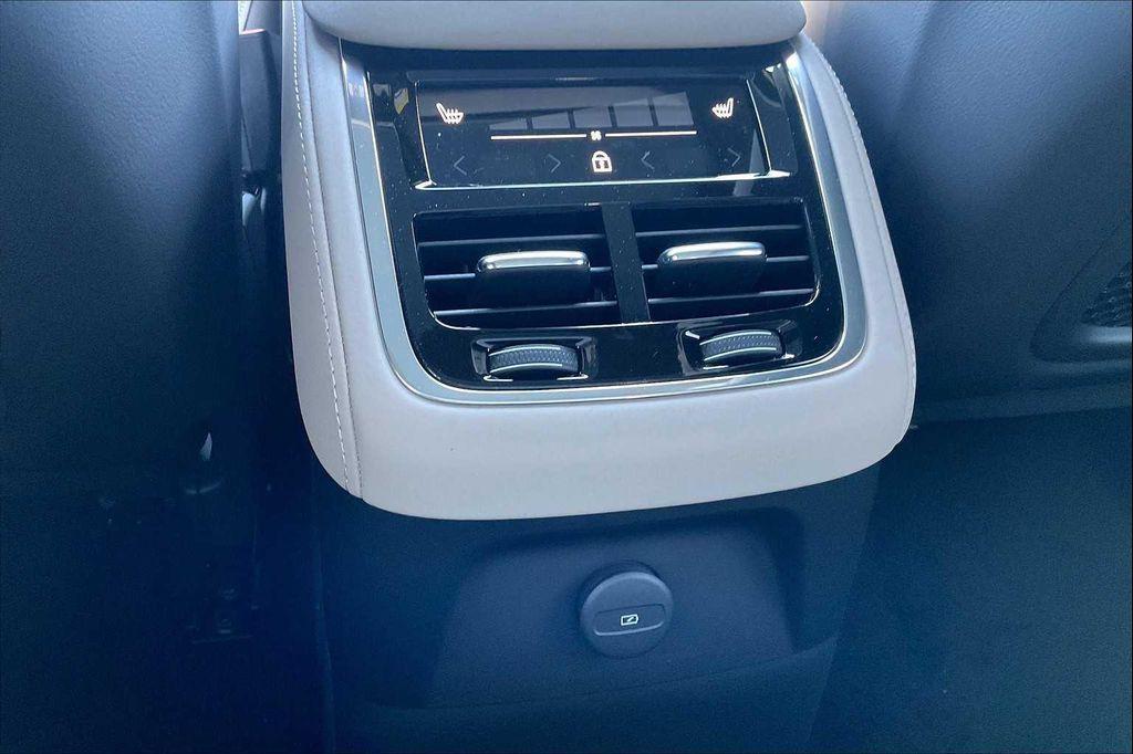 new 2026 Volvo XC90 Plug-In Hybrid car, priced at $81,875