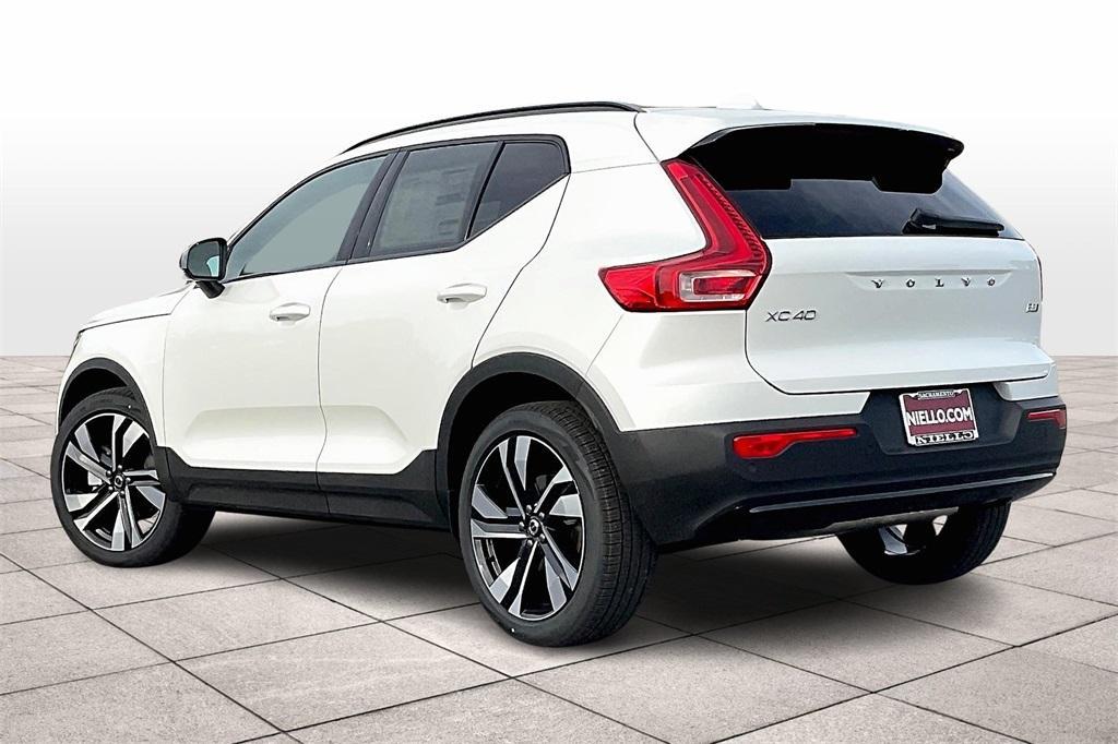 new 2024 Volvo XC40 car, priced at $50,849