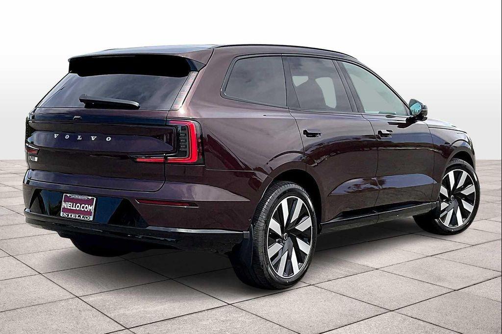 new 2025 Volvo EX90 car, priced at $96,465