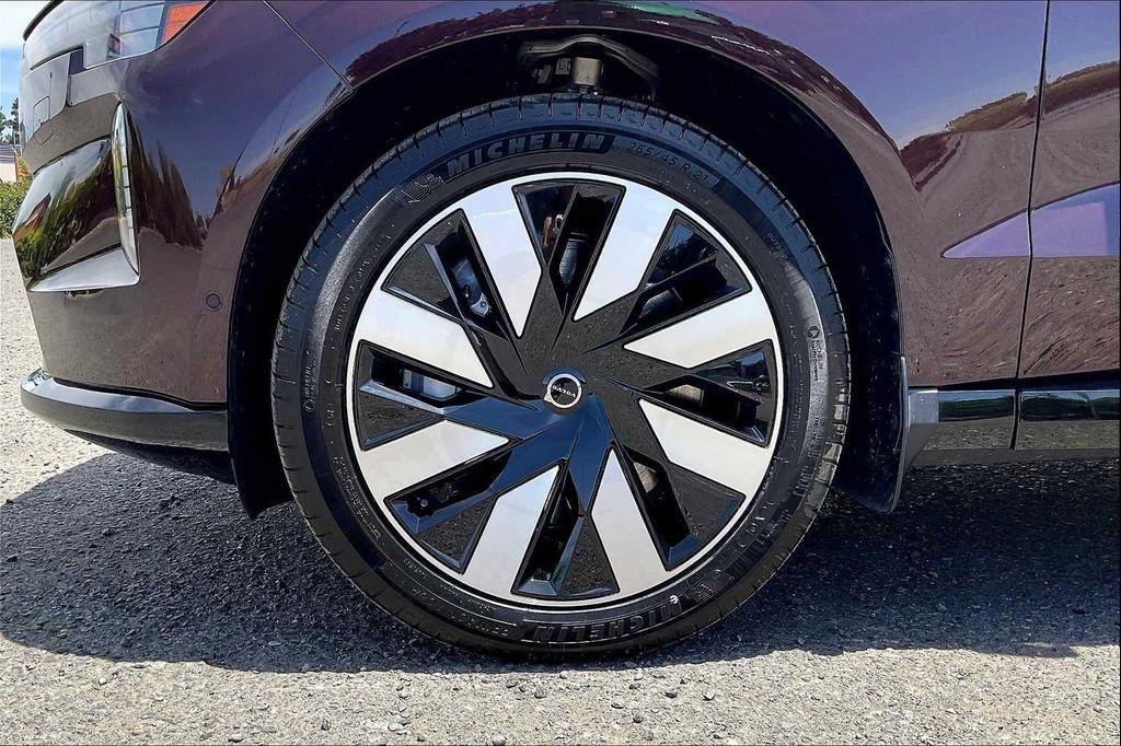 new 2025 Volvo EX90 car, priced at $96,465