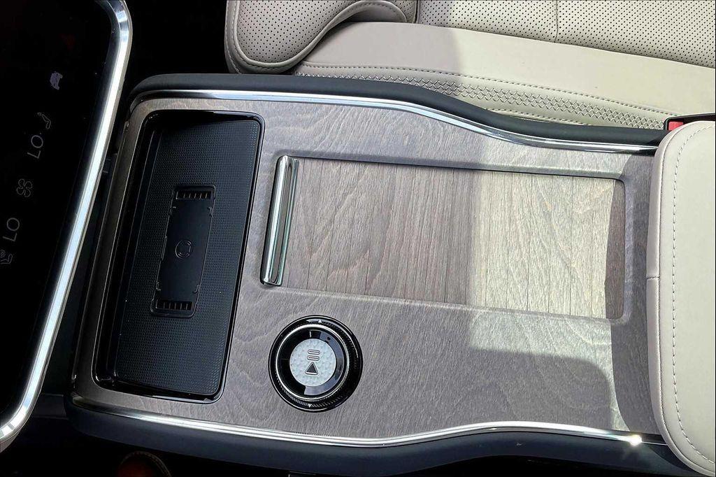 new 2025 Volvo EX90 car, priced at $96,465