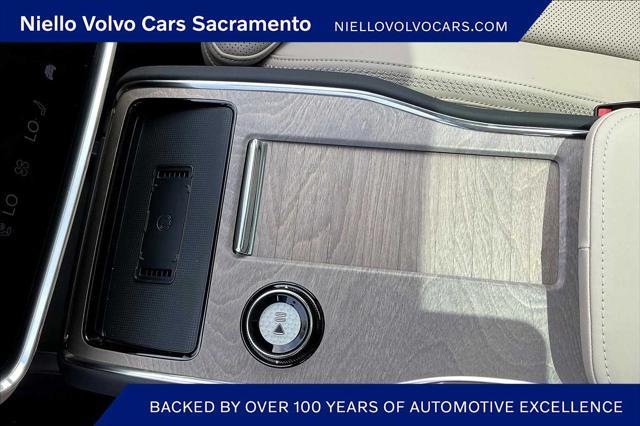 new 2025 Volvo EX90 car, priced at $96,465