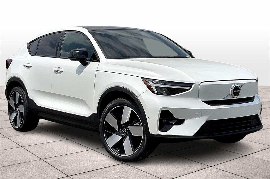 new 2024 Volvo C40 Recharge Pure Electric car, priced at $58,712