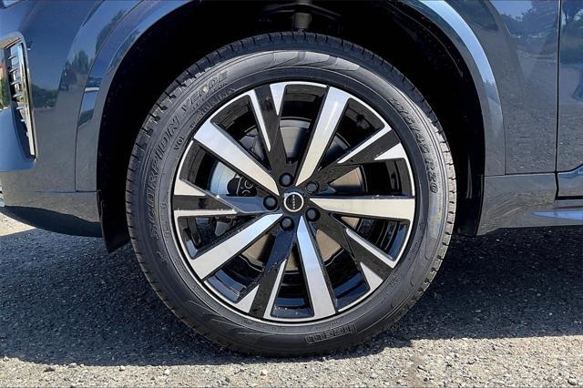 new 2025 Volvo XC90 car, priced at $66,695