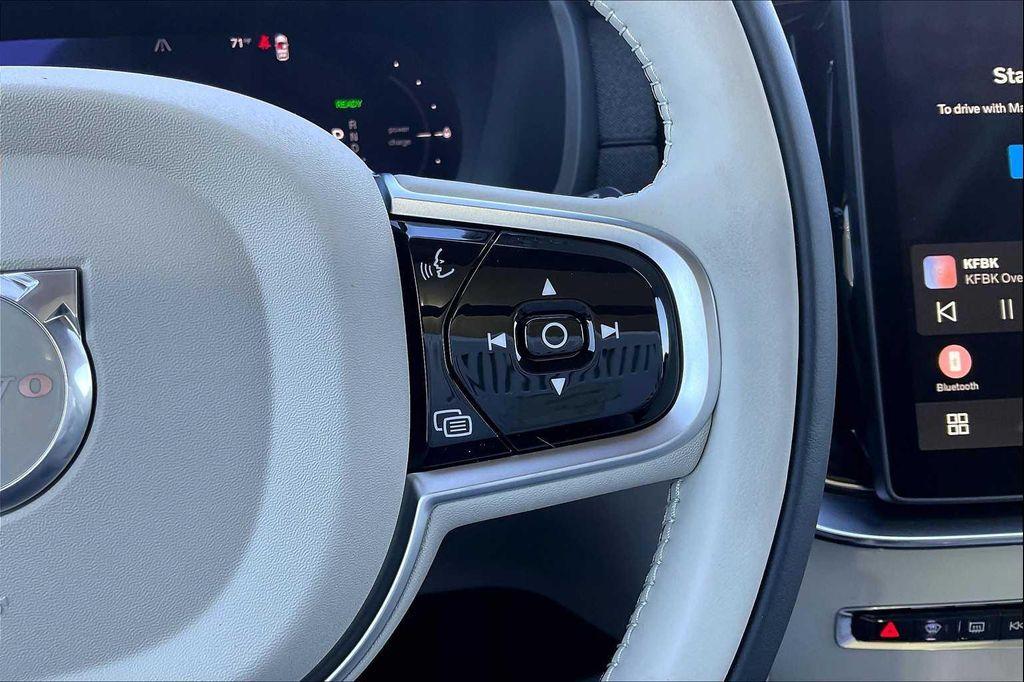new 2026 Volvo XC90 Plug-In Hybrid car, priced at $85,625