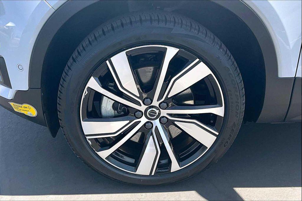 used 2022 Volvo XC40 Recharge Pure Electric car, priced at $28,255