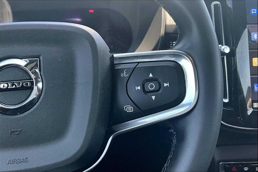 used 2022 Volvo XC40 Recharge Pure Electric car, priced at $28,255