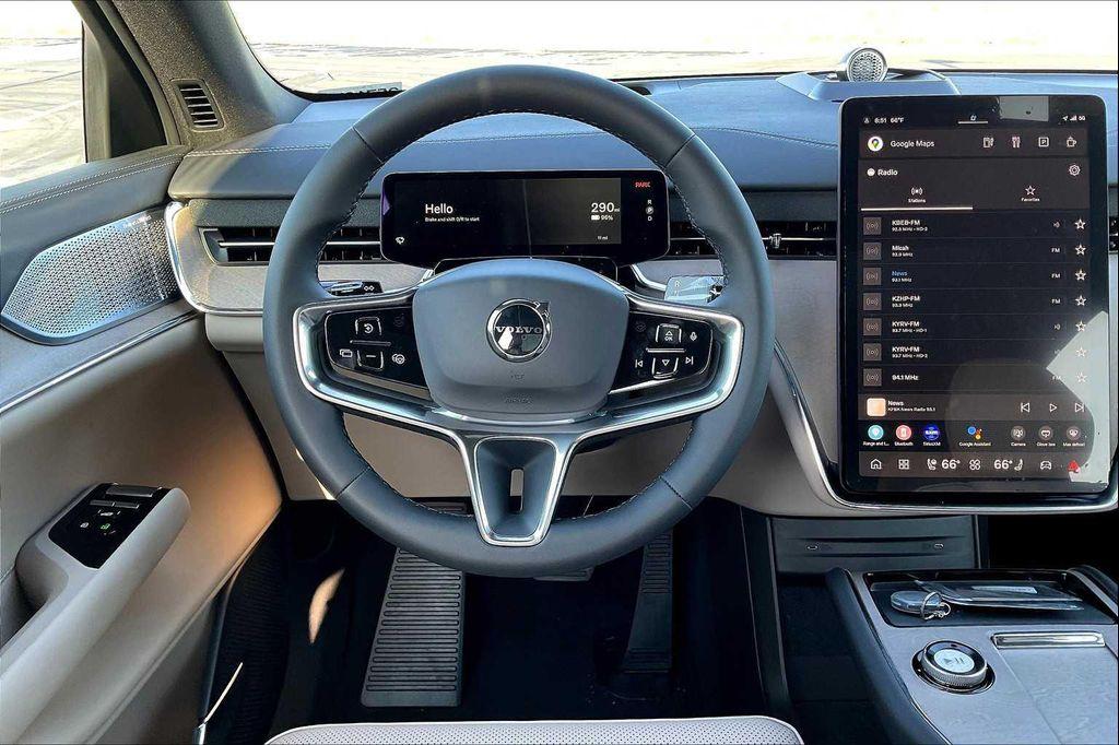 new 2025 Volvo EX90 car, priced at $91,810