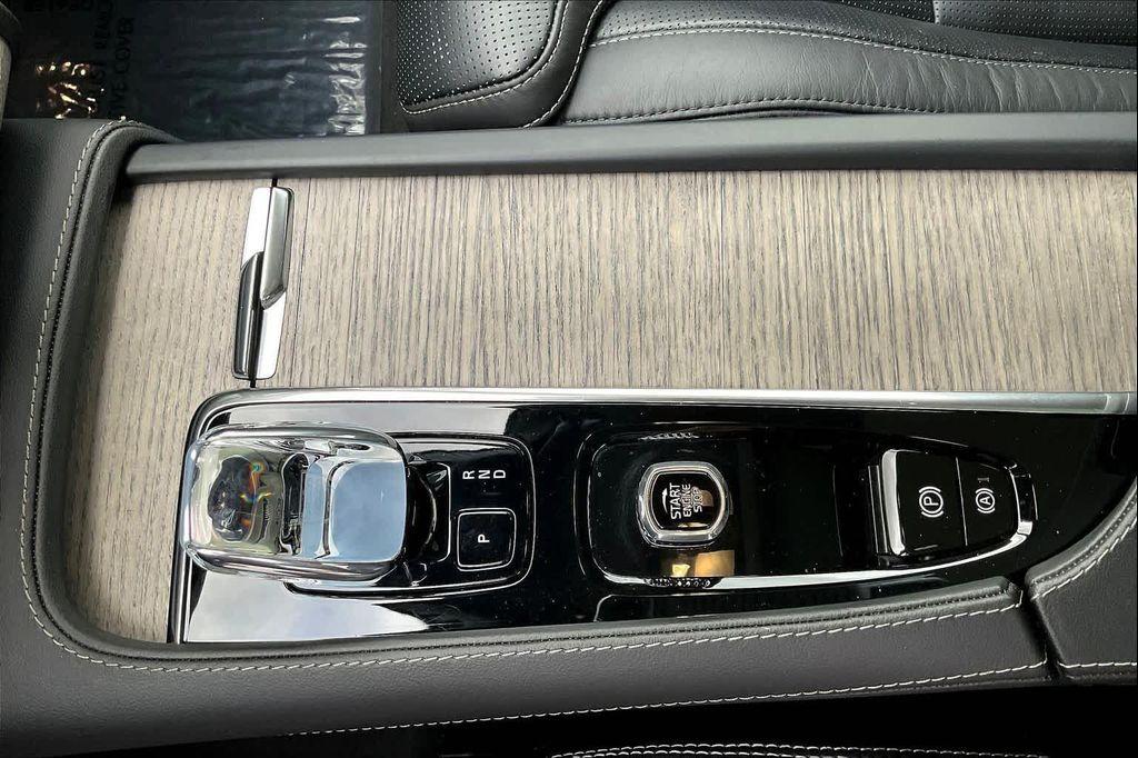 used 2023 Volvo XC90 Recharge Plug-In Hybrid car, priced at $46,880