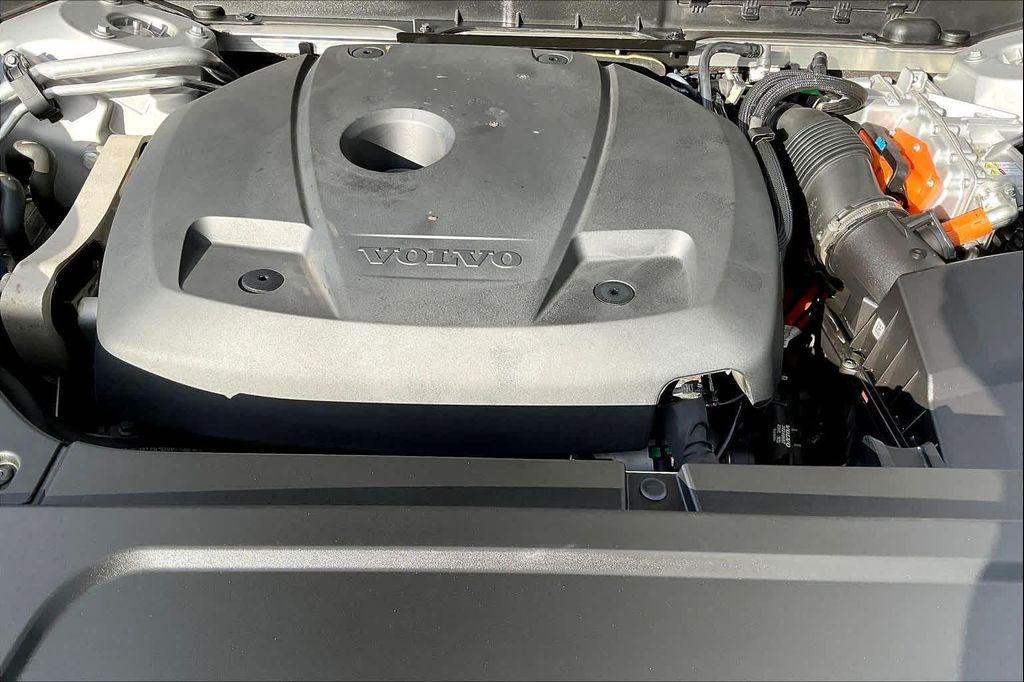 used 2023 Volvo XC90 Recharge Plug-In Hybrid car, priced at $46,880