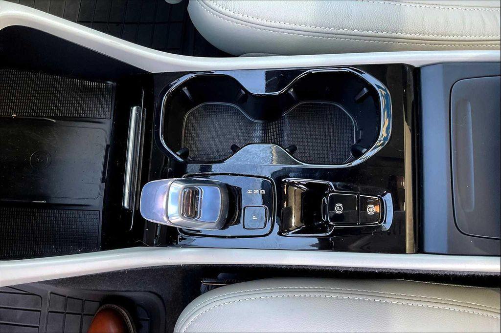 used 2024 Volvo XC40 car, priced at $34,441