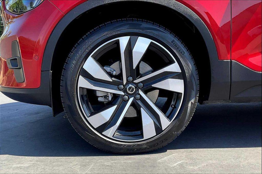 used 2024 Volvo XC40 car, priced at $34,441