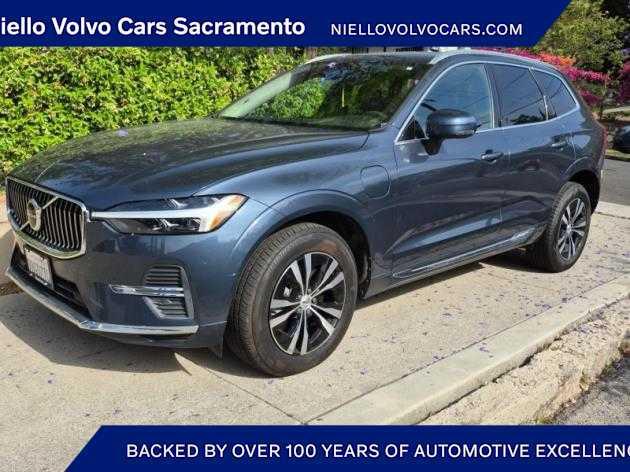 used 2022 Volvo XC60 Recharge Plug-In Hybrid car, priced at $35,500