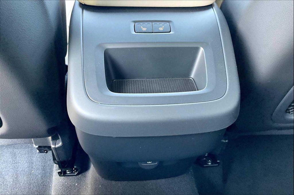 new 2026 Volvo XC60 car, priced at $59,375