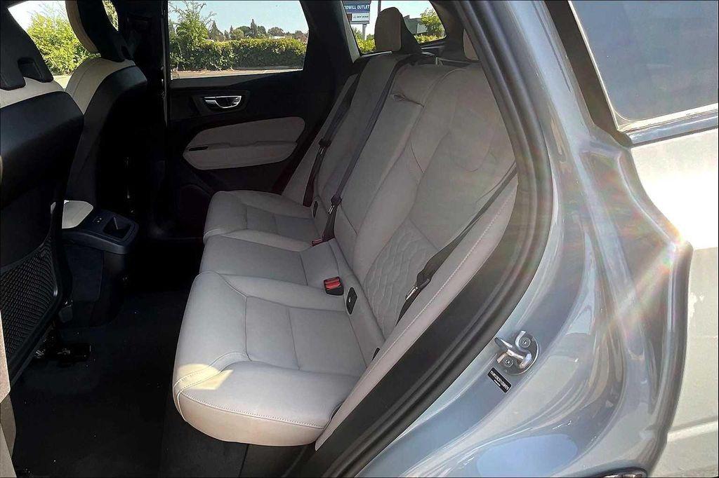 new 2026 Volvo XC60 car, priced at $59,375