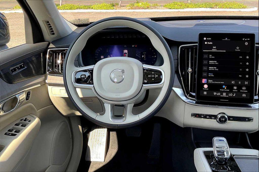 new 2026 Volvo XC90 Plug-In Hybrid car, priced at $85,625