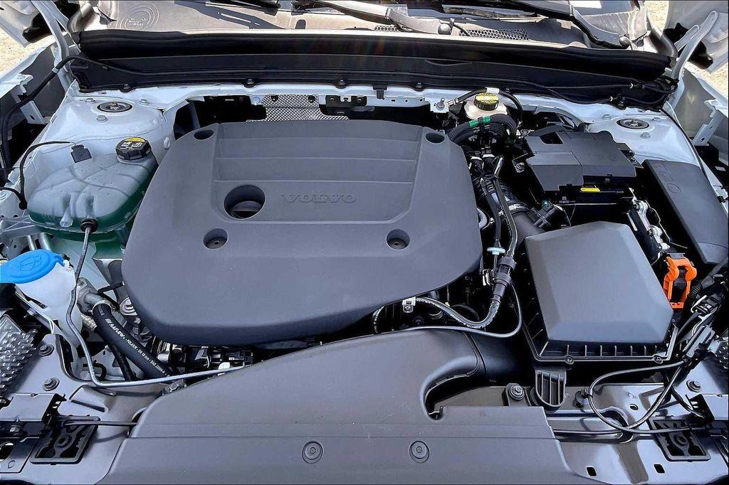 new 2025 Volvo XC40 car, priced at $44,835