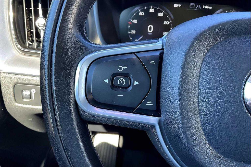 used 2020 Volvo XC60 car, priced at $25,998