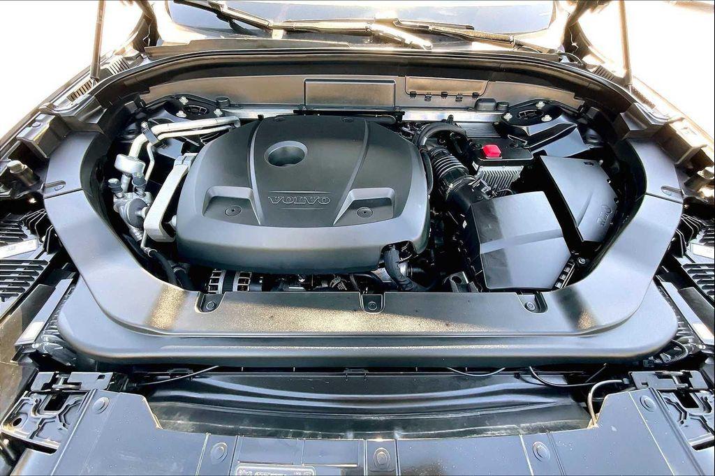 used 2020 Volvo XC60 car, priced at $25,998