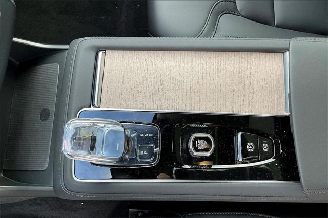 new 2025 Volvo XC90 car, priced at $66,445
