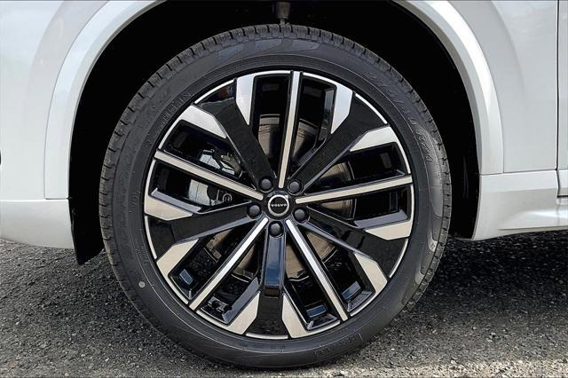new 2025 Volvo XC90 car, priced at $67,455