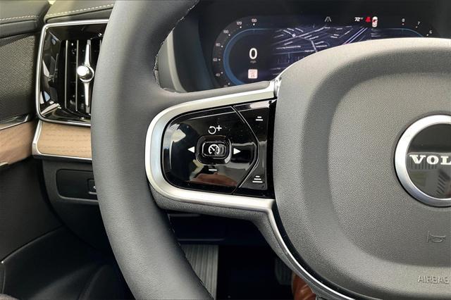 new 2025 Volvo XC90 car, priced at $67,455