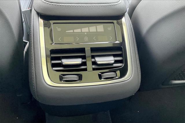 new 2025 Volvo XC90 car, priced at $67,455