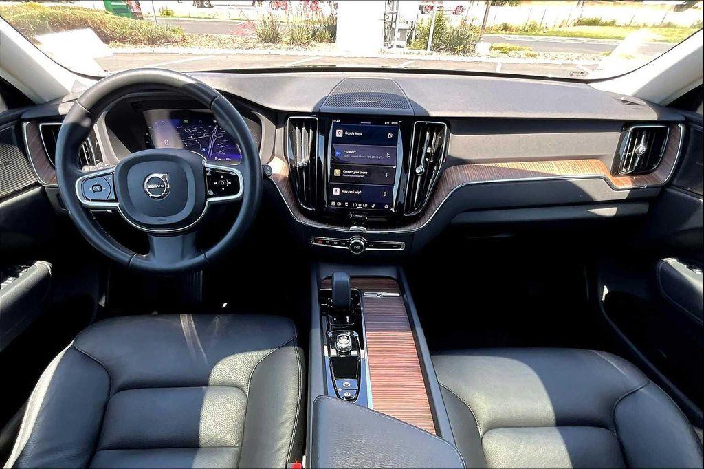 used 2022 Volvo XC60 car, priced at $34,489